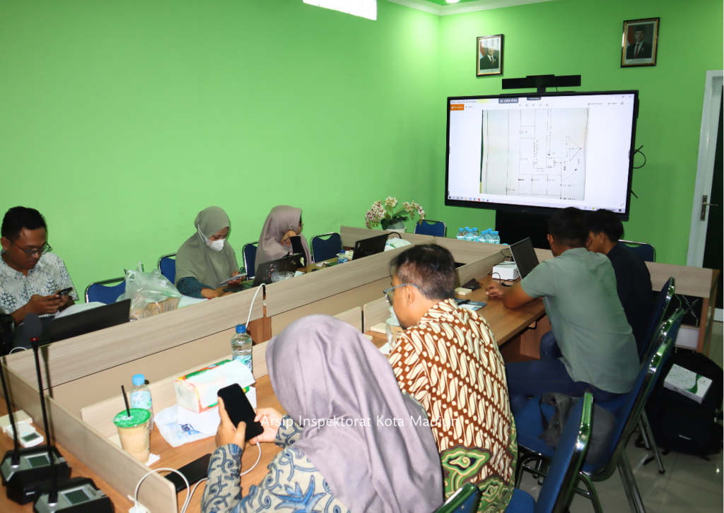 3-2-1024x726 Dokumentasi Rapat Perhitungan Hasil Audit Mall Pelayanan Publik Tahun 2025