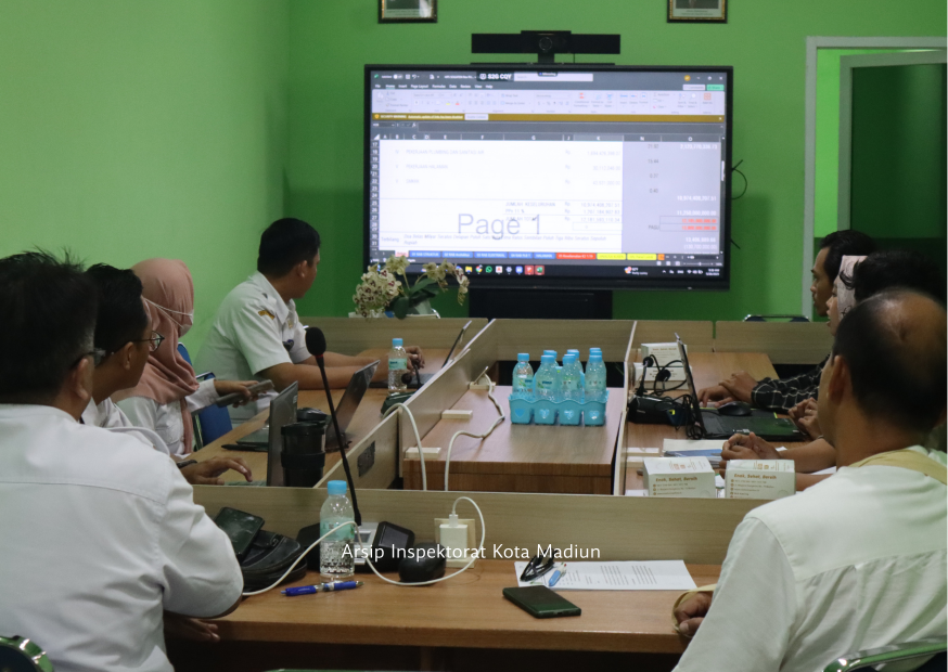 4-1 Dokumentasi Kegiatan – Review HPS