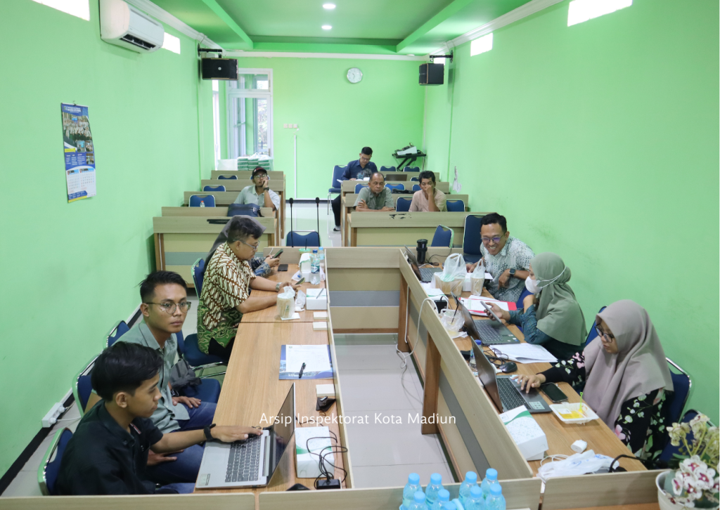 4-2-1024x726 Dokumentasi Rapat Perhitungan Hasil Audit Mall Pelayanan Publik Tahun 2025