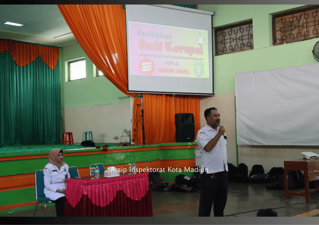2-3-1024x724 Rangkaian Dokumentasi MPLS : Pendidikan Anti Korupsi di SMPN 6, 7, dan 9 Kota Madiun