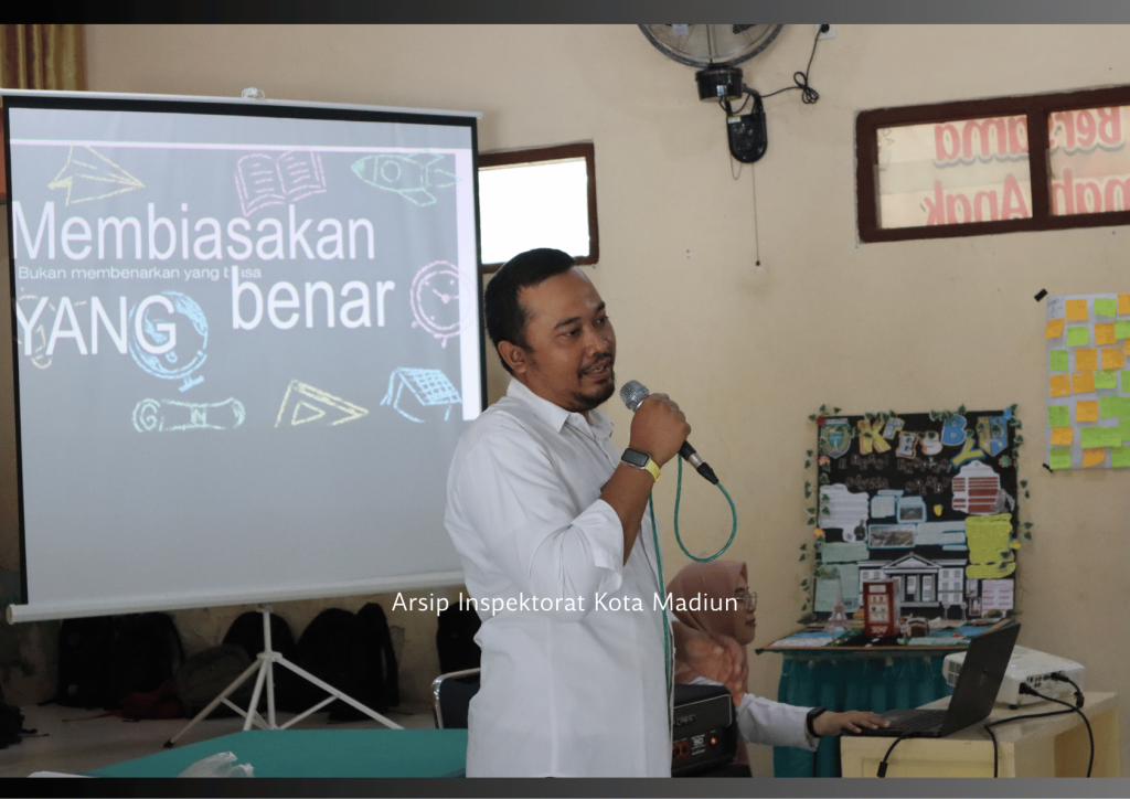 4-1-1024x724 Rangkaian Dokumentasi MPLS : Pendidikan Anti Korupsi di SMPN 6, 7, dan 9 Kota Madiun
