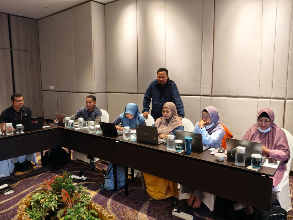 WhatsApp-Image-2025-11-18-at-14.36.07-1024x768 Inspektorat Lanjutkan Praktik Audit Aplikasi e-Audit Kendali Inaproc LKPP