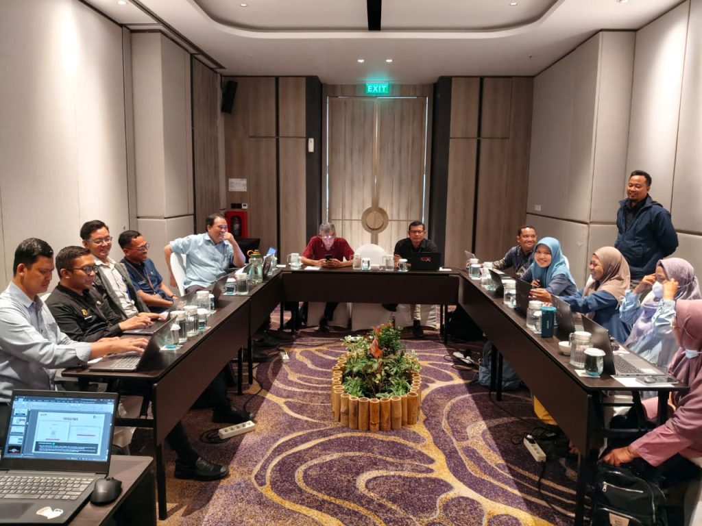 WhatsApp-Image-2025-11-18-at-14.36.08-1-1024x768 Inspektorat Lanjutkan Praktik Audit Aplikasi e-Audit Kendali Inaproc LKPP